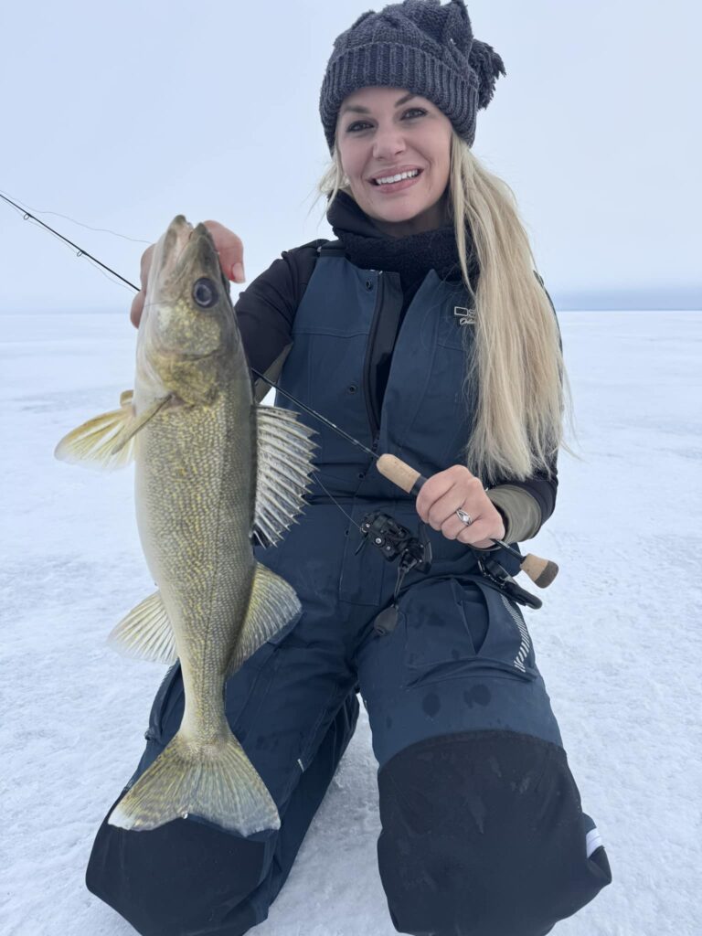 the Carbon X in 500 or 1000 is a perfect reel for ice and open water